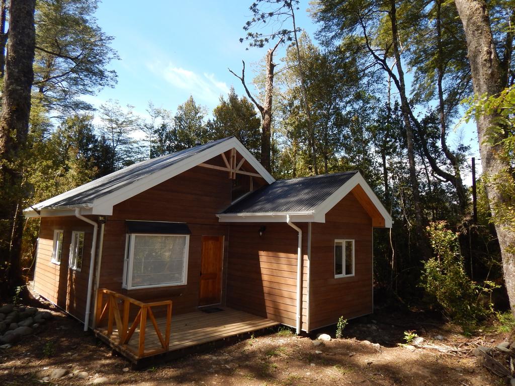 Cabanas Nutrias Patagonicas Puelo River Εξωτερικό φωτογραφία