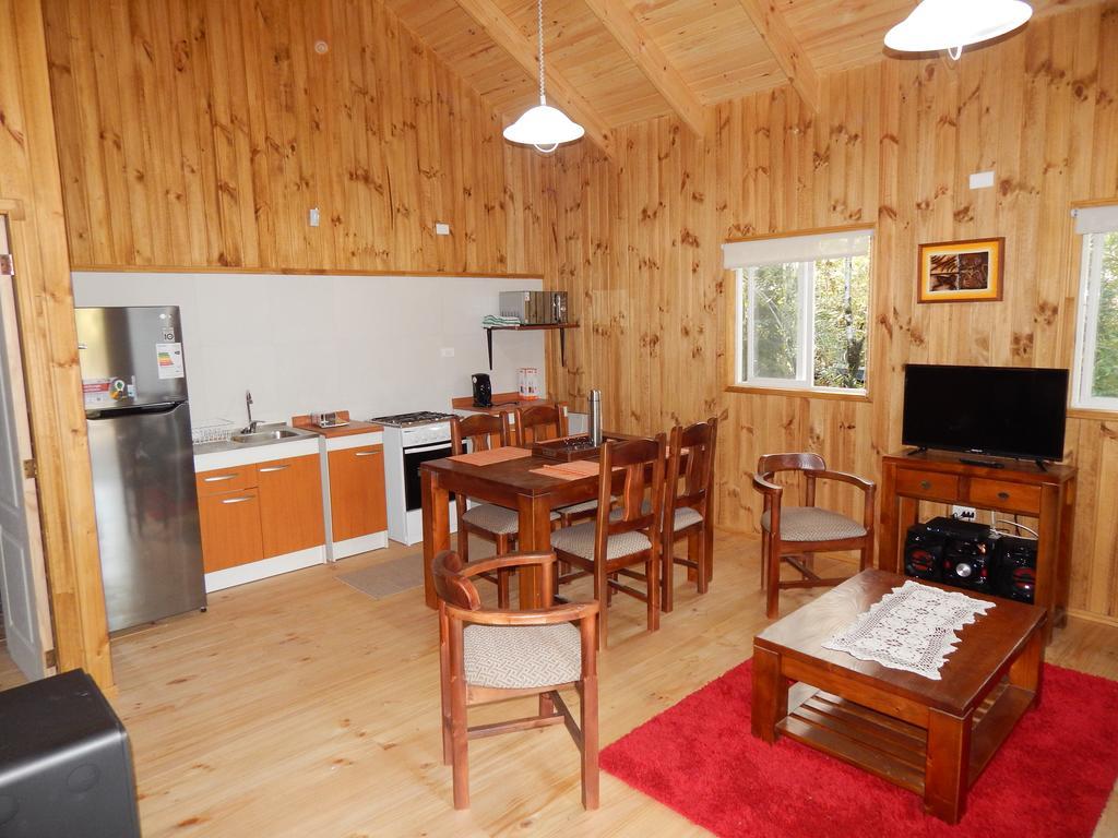 Cabanas Nutrias Patagonicas Puelo River Εξωτερικό φωτογραφία